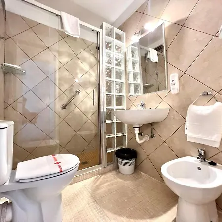 Estudio Dui Con Desayuno, Piscina Climatizada Y Vista